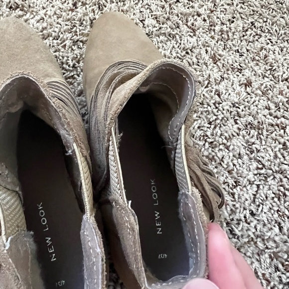 New Look Fringe Suede booties size 37 (US 6.5) - Picture 12 of 12